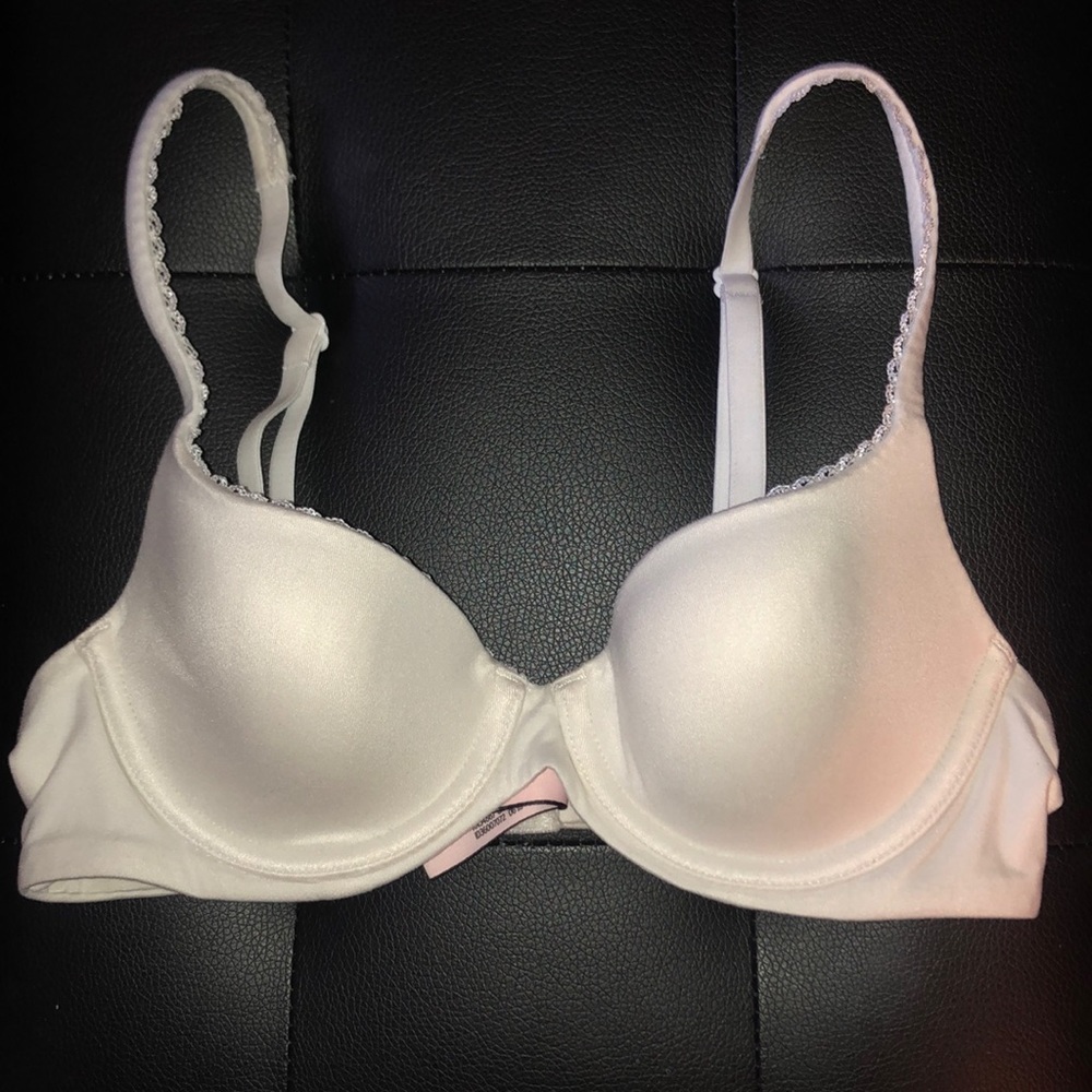White Victoria’s Secret Bra